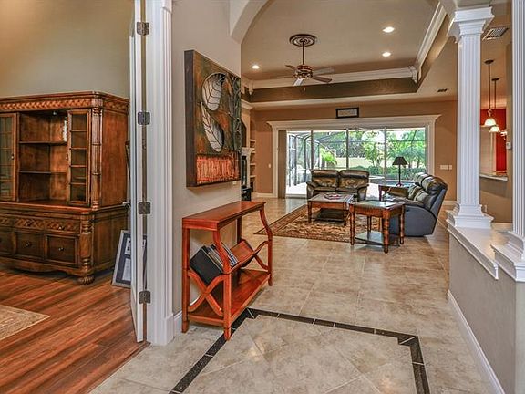 5th image of 9445 Waterford Oaks Dr
