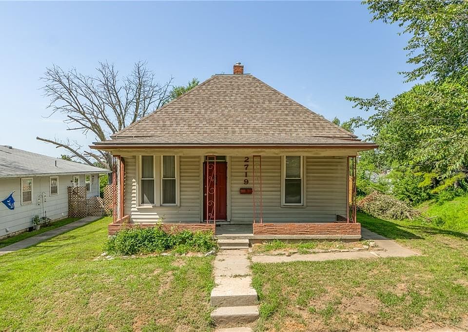 1st image of 2719 Doniphan Ave
