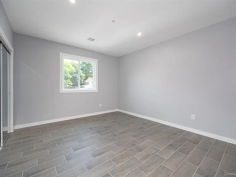 126 Innis Ave #2-4 — Photo 6