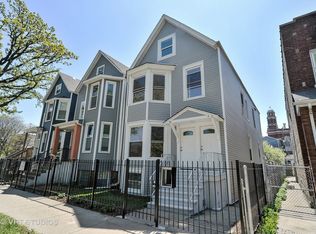 3629 W Oakdale Ave, Chicago, IL 60618