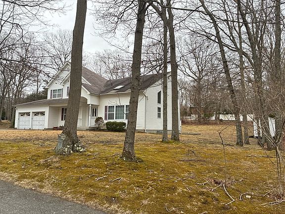 2nd image of 80 W Bartlett Rd