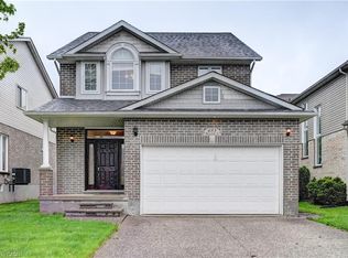 653 Rhine Fall Dr, Waterloo, ON N2V2S8