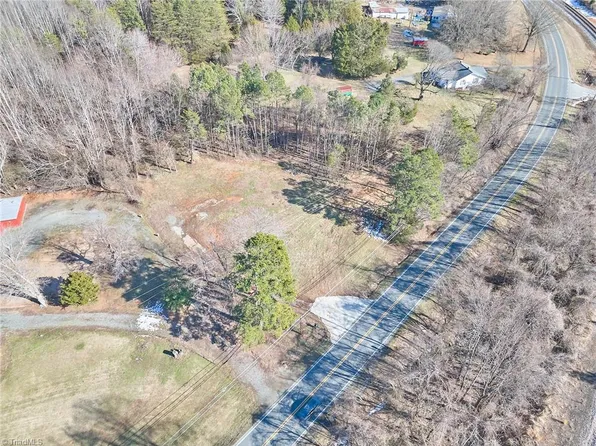 5671 Walnut Cove Rd #5, Walkertown, NC 27051