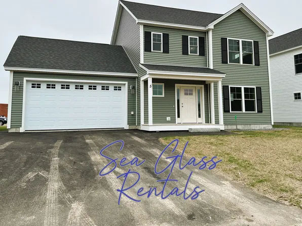 5 Nautilus Dr, Brunswick, ME 04011
