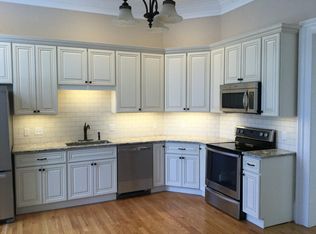 4 School St, Enfield, CT 06082