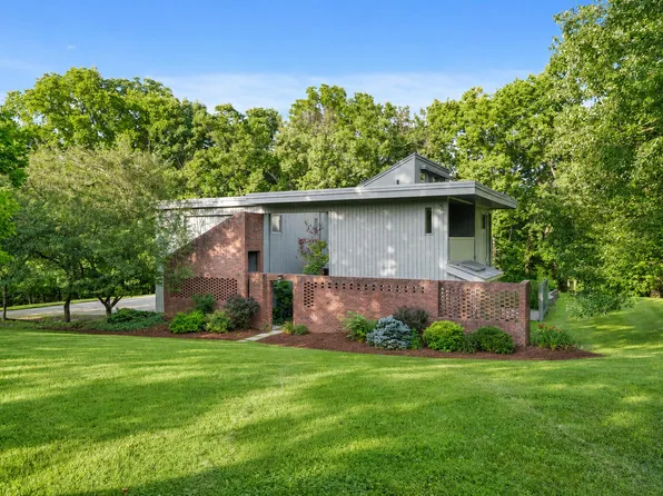 3892 Gloucester Dr, Lexington, KY 40510