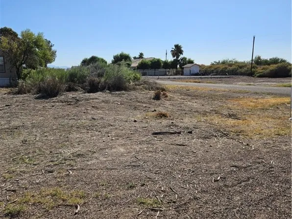 1945 E Agua View Rd, Mohave Valley, AZ 86440