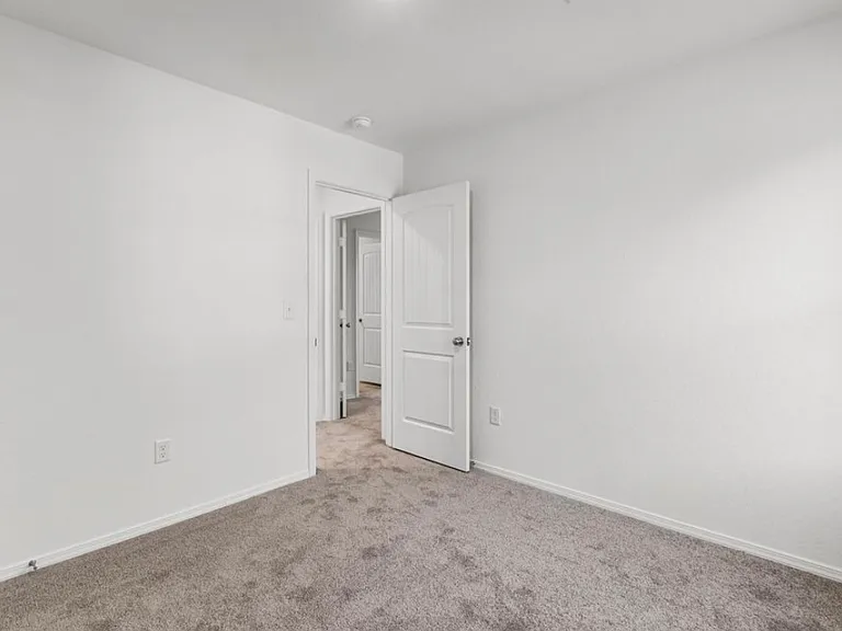 152 Meadow Dr — Photo 24