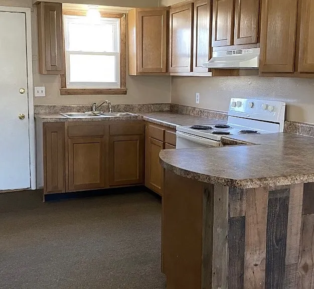 1017 Rawling St — Photo 1