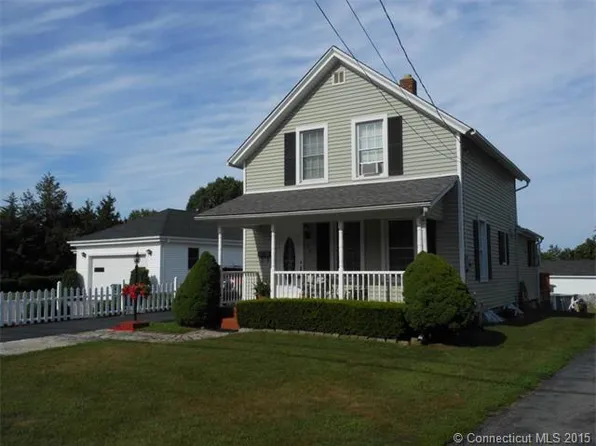 144 Clark Ln, Waterford, CT 06385