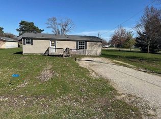 230 N Mill St, Merrill, MI 48637