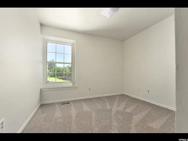 1043 E Eagle Bend Rd — Photo 10