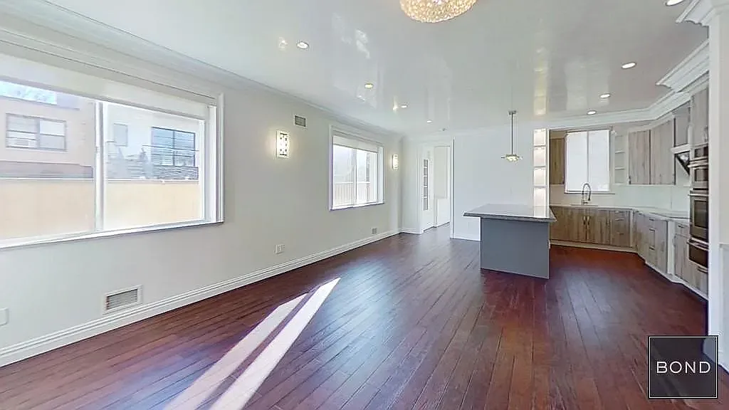 19-24 22nd Drive — Photo 2