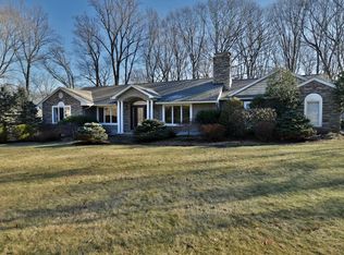 9 Orchard Rd, Kinnelon Boro, NJ 07405