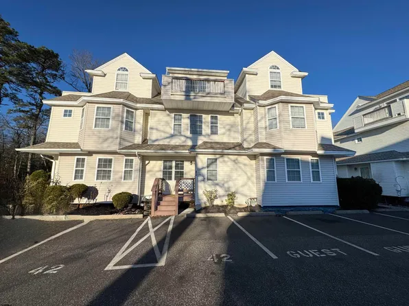 42 Grimes Ct #42, Egg Harbor Township, NJ 08234