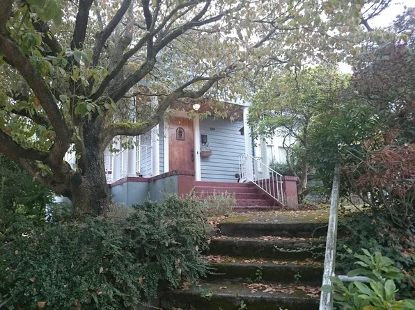 4203 Francis Ave N, Seattle, WA 98103