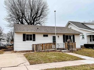 319 Spring St, West Burlington, IA 52655