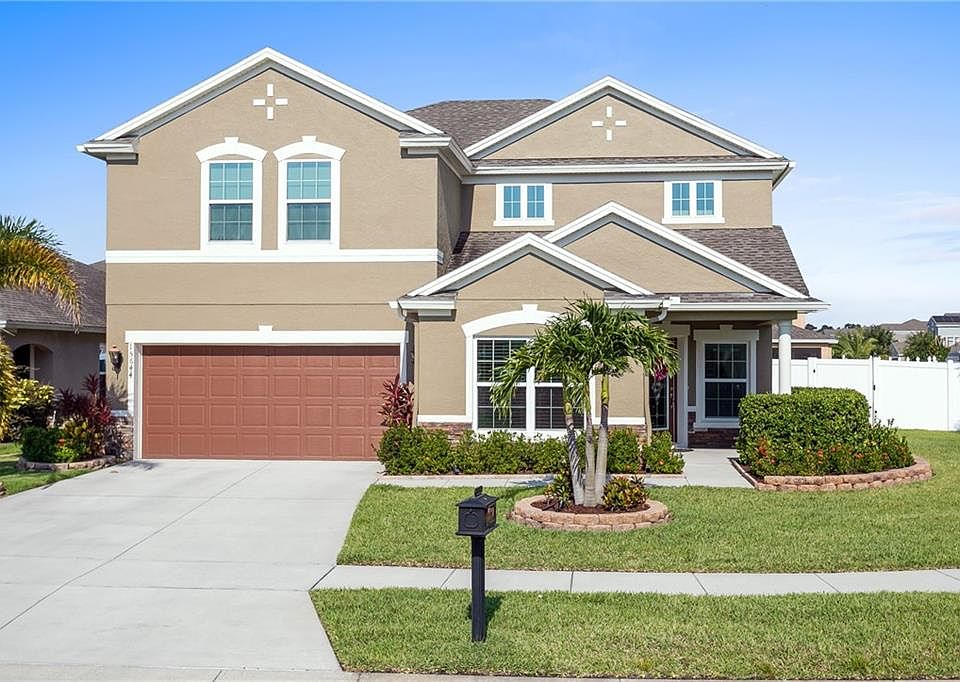 1st image of 15644 Carina Dr