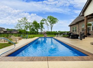105 Bowwater Pl, Gallatin, TN 37066