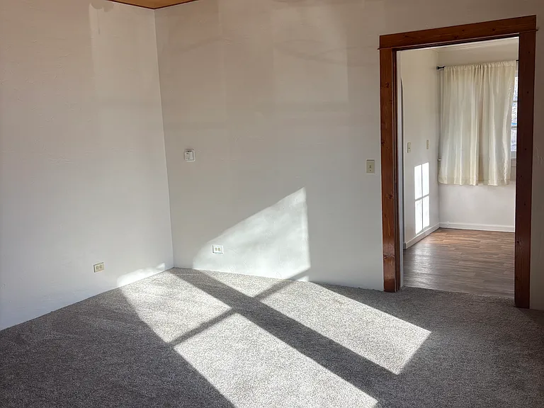 330 Browning Ave #B — Photo 17