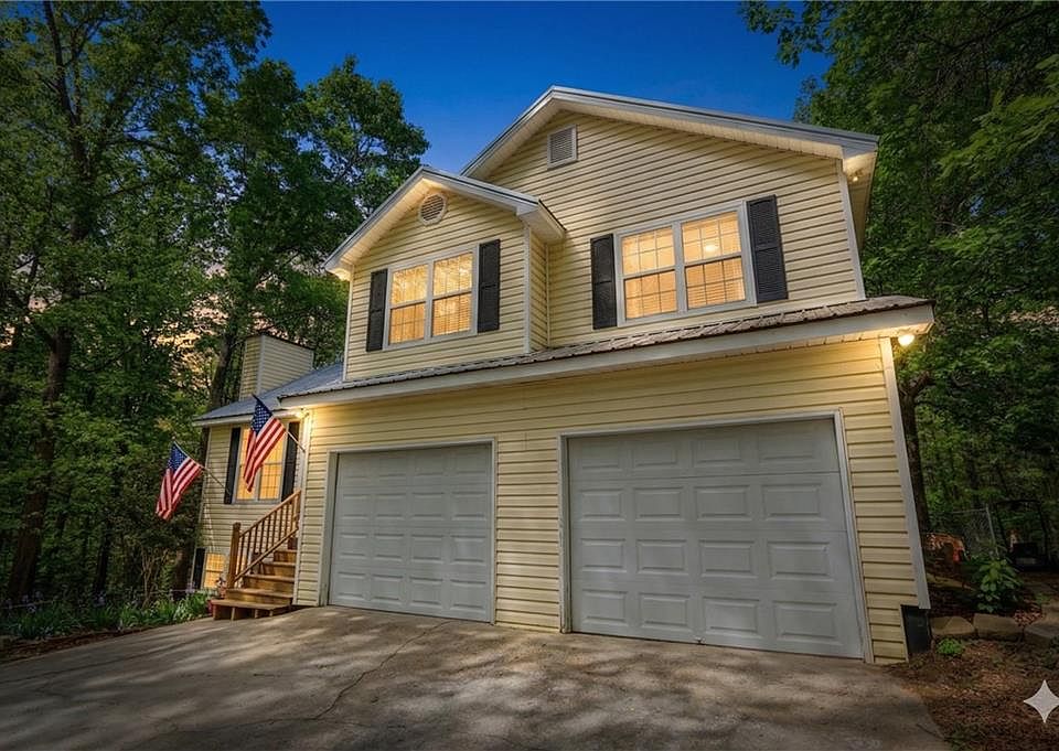 1st image of 34 Clay Ct
