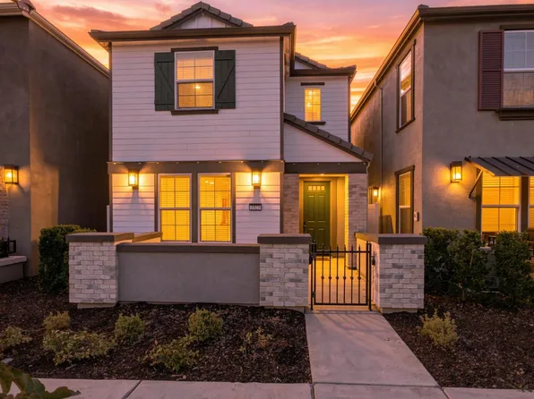 3523 Sparrow Ct, West Sacramento, CA 95691