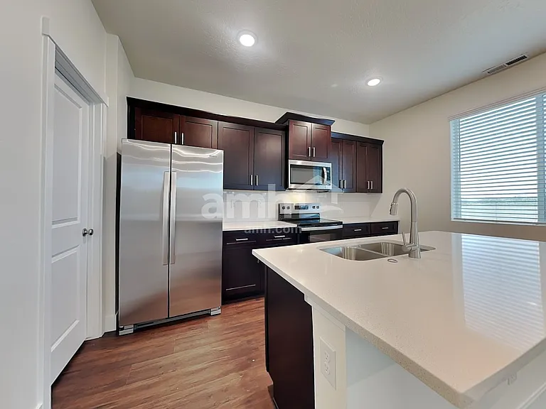3112 N Vigo Ave — Photo 4