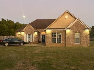 192 Southbrook Dr, Byhalia, MS 38611