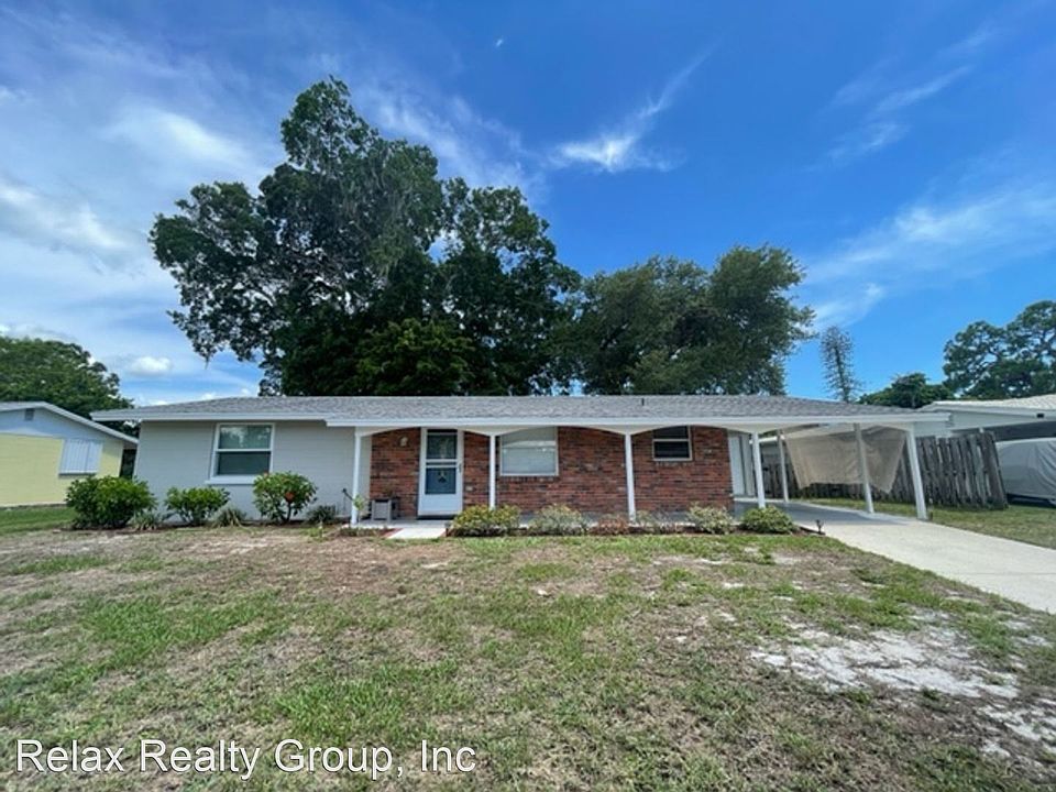 1st image of 2728 Seaspray St