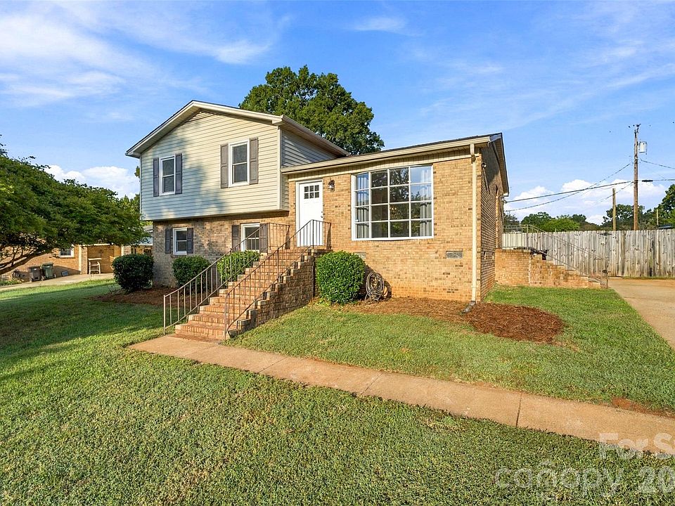 1st image of 1766 Colony Rd