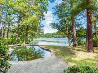 12 Willard Cir, Andover, MA 01810