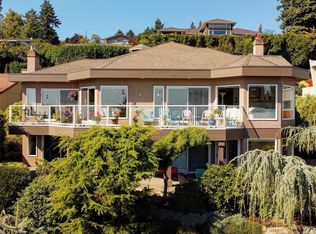 5009 Georgia Park Ter, Saanich, BC V8Y 2B8