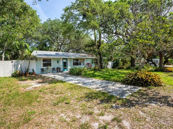 804 E 12th Ave, New Smyrna Beach, FL 32169