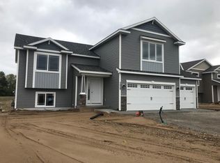 1103 8th Ave SW, Isanti, MN 55040