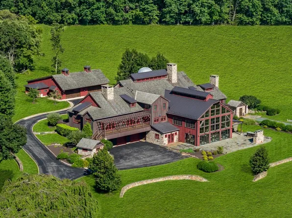 106 Mountain Top Rd, Glen Gardner, NJ 08826