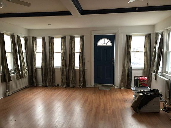 5th image of 1541 Robertson Pl
