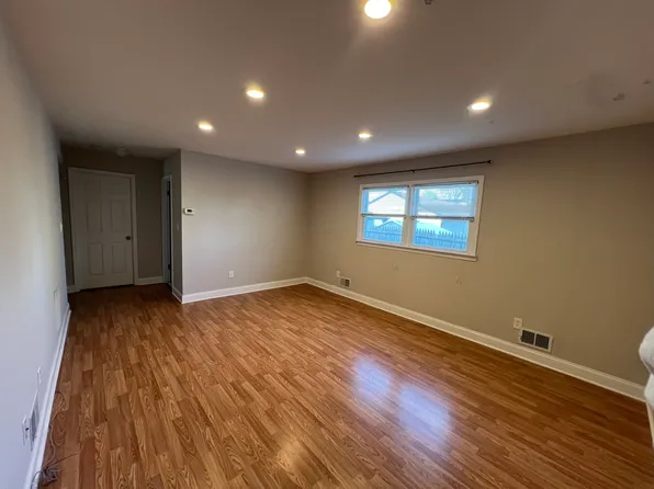 (undisclosed Address), Keyport, NJ 07735