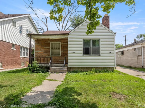 12880 Sussex St, Detroit, MI 48227