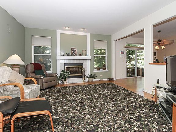4th image of 3060 Tangley Oaks Trl
