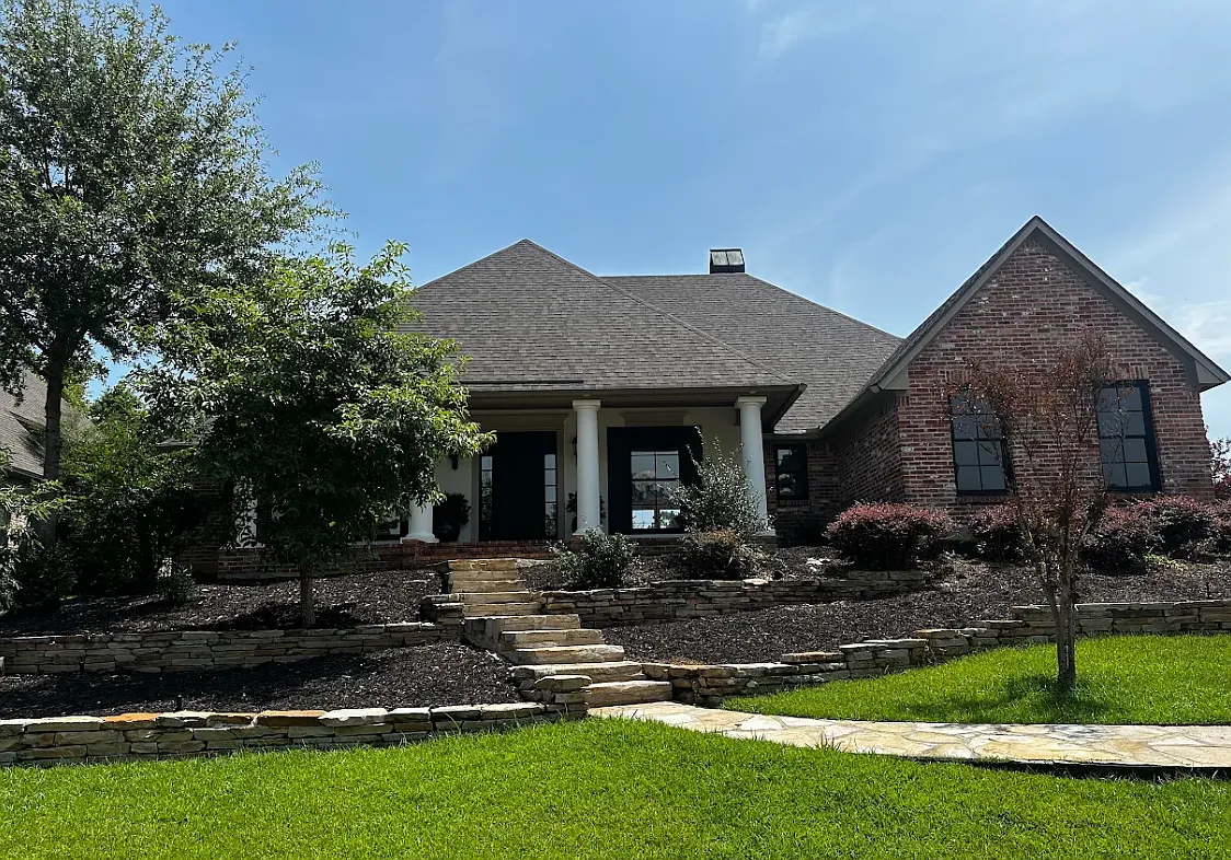 4 bed, 3340 sqft, $3,300 — Photo 1
