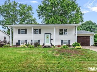 67 Locksley Ln, Springfield, IL 62704