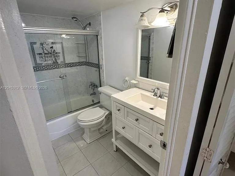 1470 NE 125th Ter #412 — Photo 12