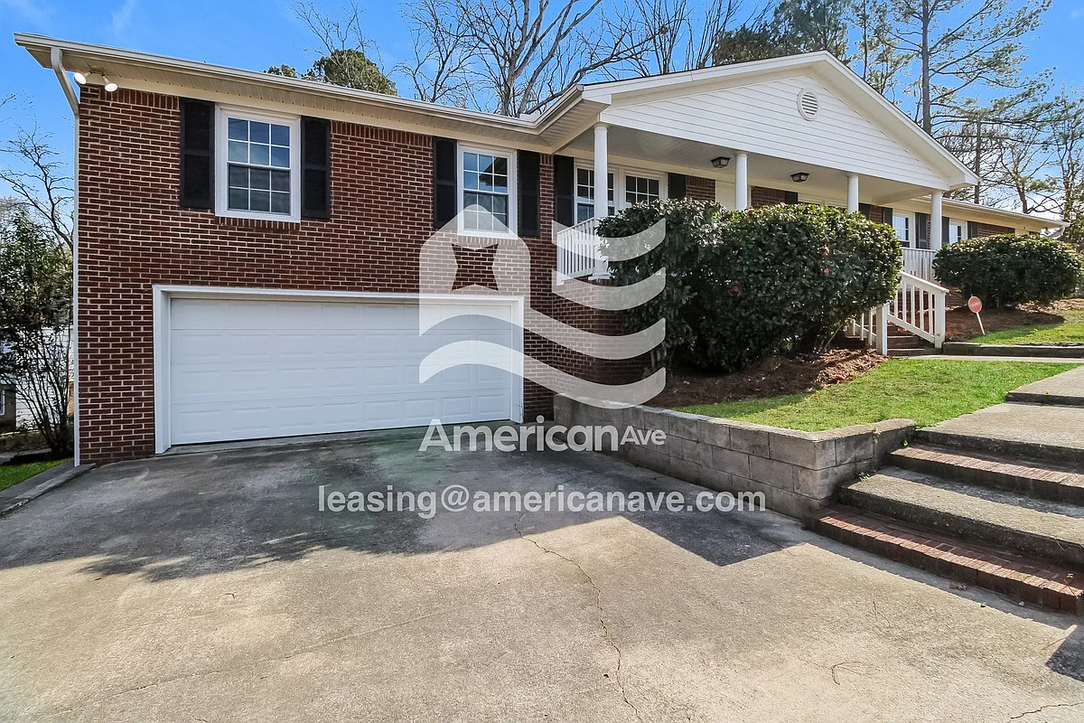 9675_002_wm_-_front_view_13505988.jpg - 1807 Holly Hill Dr