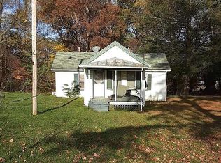 486 Perry Rd, Winchester, VA 22602