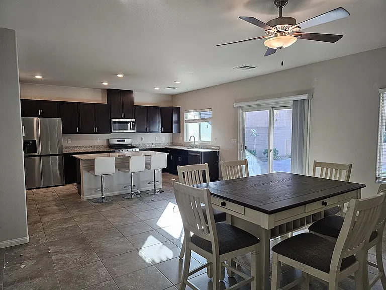 1171 Twincrest Ave — Photo 7