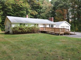 5 Finn Hill Dr, New Ipswich, NH 03071