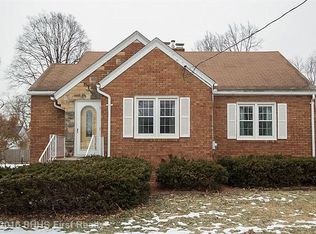 4711 Beaver Crest Dr, Des Moines, IA 50310