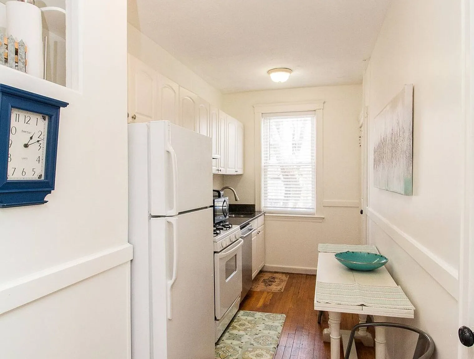 1 bed, 1.0 bath, 495 sqft, $4,560 — Photo 4