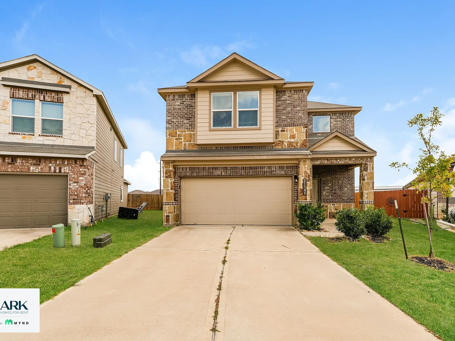4 bed, 3.5 bath, 1900 sqft, $2,375 — Photo 1