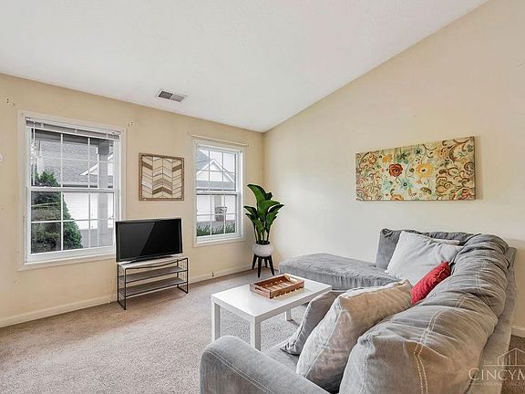 4th image of 39 Indian Cove Cir